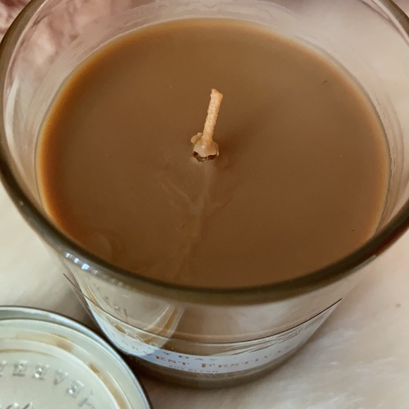 Everyday Luxe mini candle in harvest festival. - Picture 4 of 4